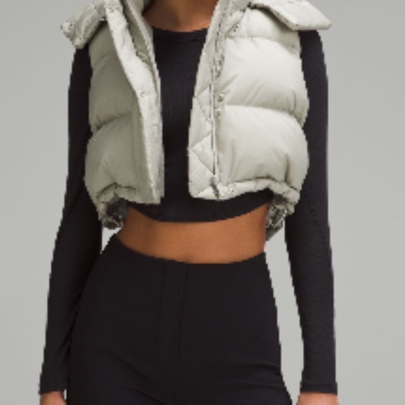 lululemon athletica Jackets & Blazers - Lululemon Cropped Vest RARE! Stylish!